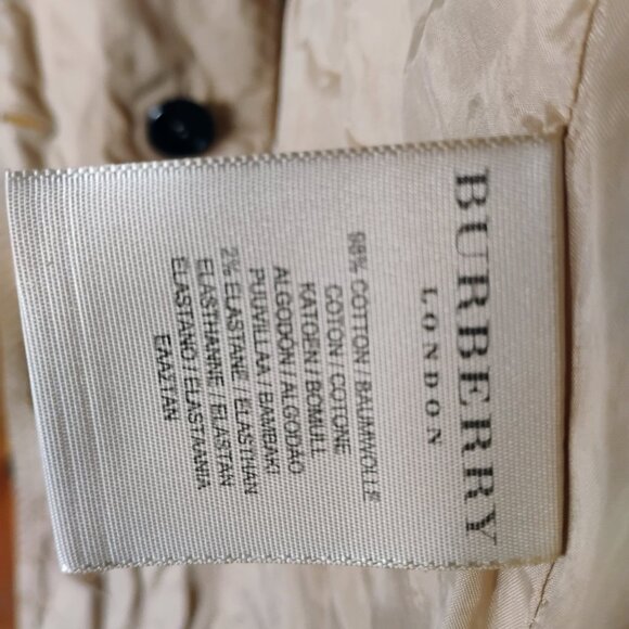 Burberry dress - Picture 2 of 5